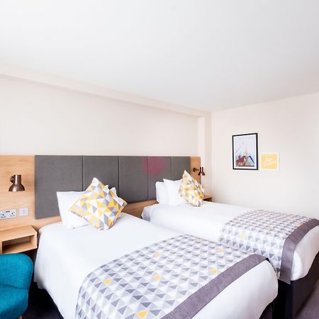 Holiday Inn Coventry M6, J2 By Ihg Εξωτερικό φωτογραφία