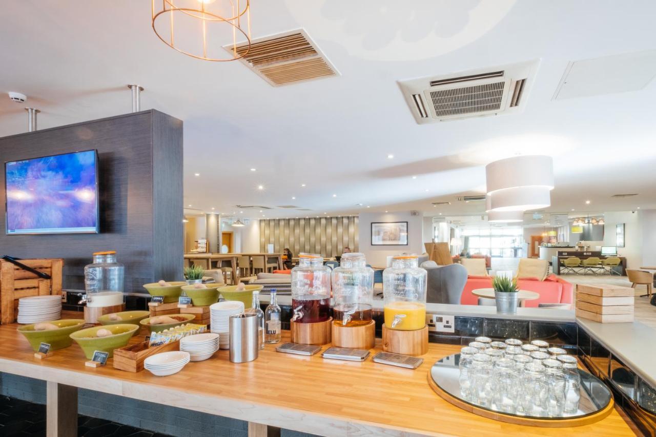 Holiday Inn Coventry M6, J2 By Ihg Εξωτερικό φωτογραφία