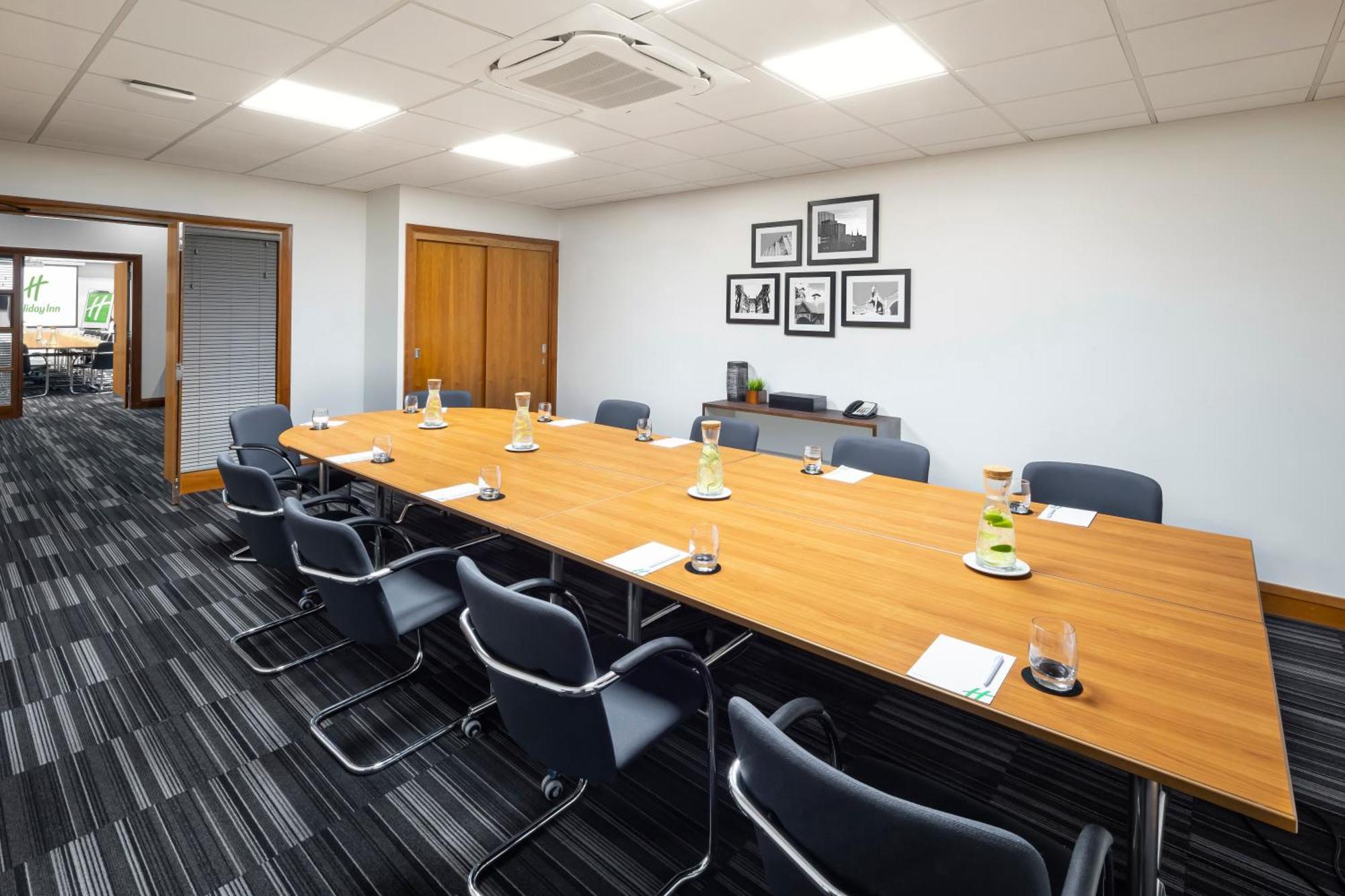 Holiday Inn Coventry M6, J2 By Ihg Εξωτερικό φωτογραφία